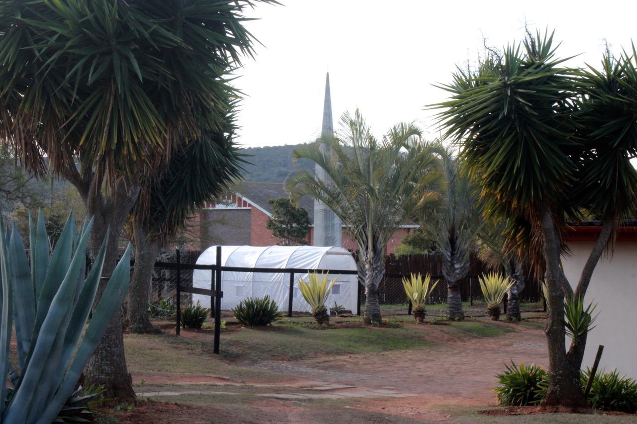 Cheetah Lodge Guest House Hartenbos Exteriér fotografie